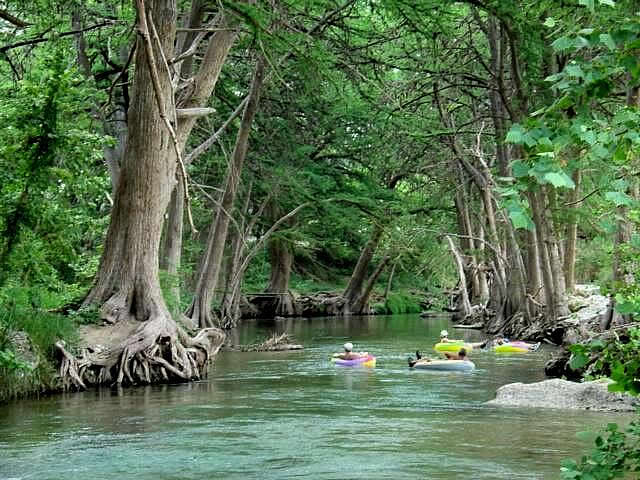 tubers along Frio River